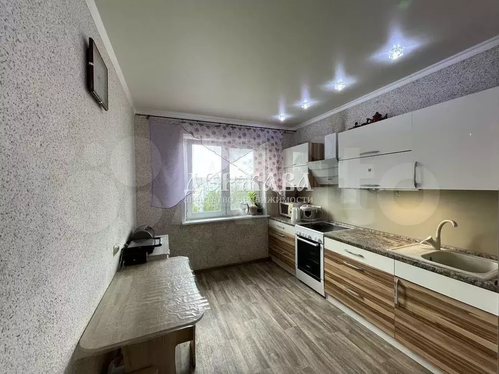 3-к. квартира, 66,8 м, 8/9 эт. - Фото 0