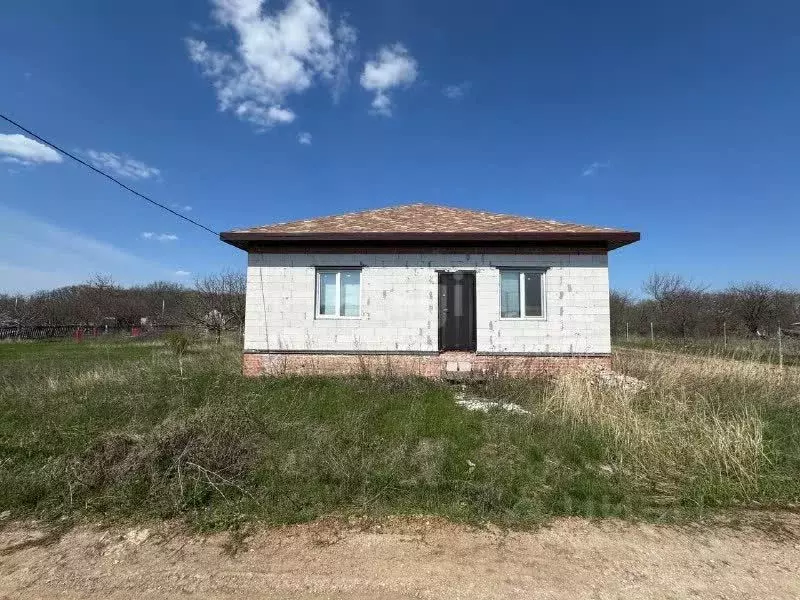 Дом в Белгородская область, Белгородский район, Тавровское с/пос, с. ... - Фото 0
