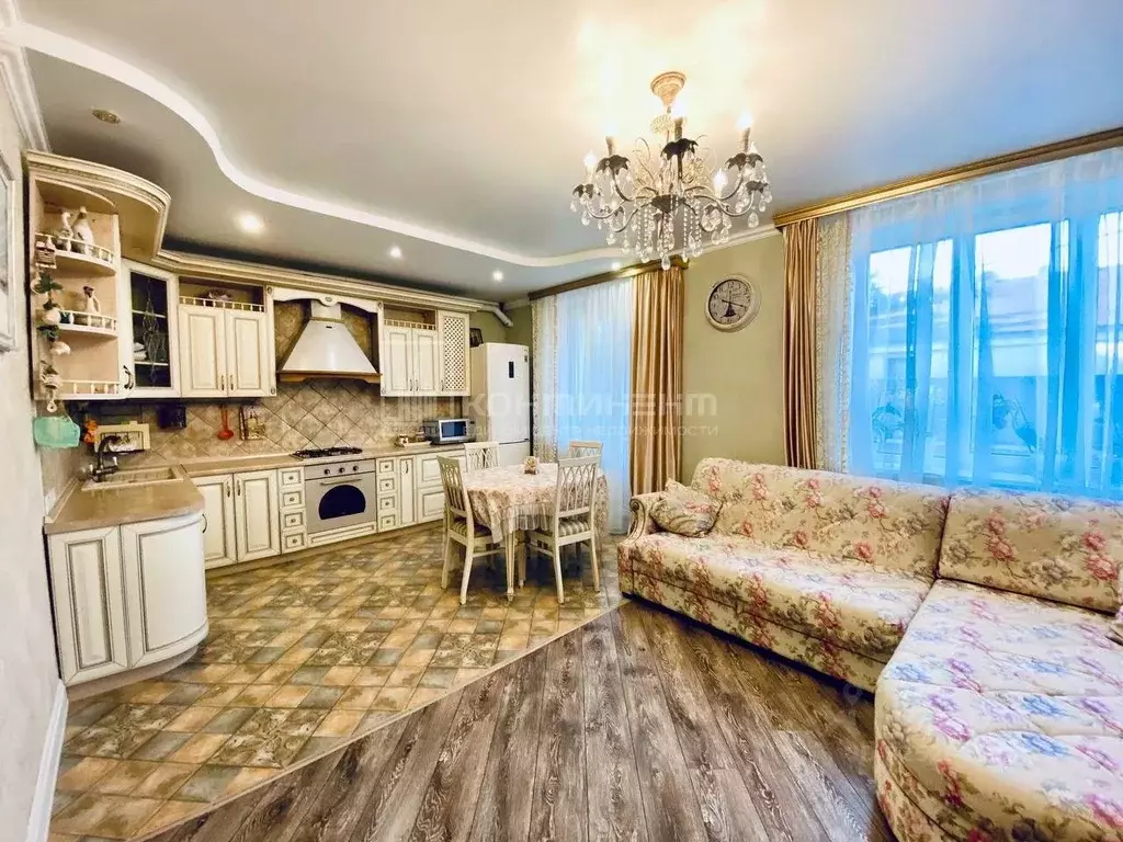 3-к кв. Владимирская область, Владимир ул. Ломоносова, 11а (80.0 м) - Фото 1