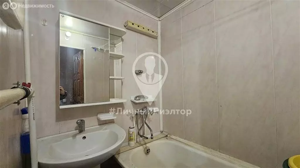 3-комнатная квартира: посёлок Искра, Комсомольская улица, 17 (63.3 м) - Фото 0