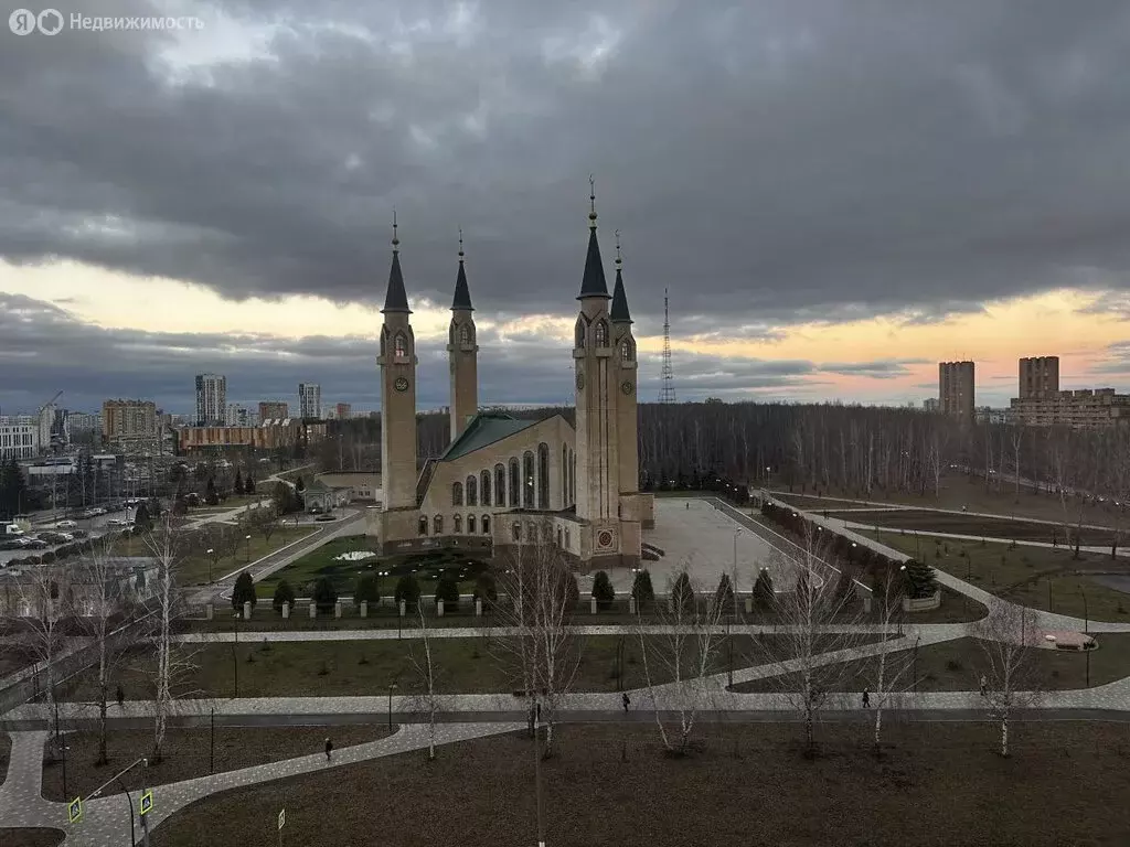 3-комнатная квартира: Нижнекамск, проспект Химиков, 57 (75 м) - Фото 1