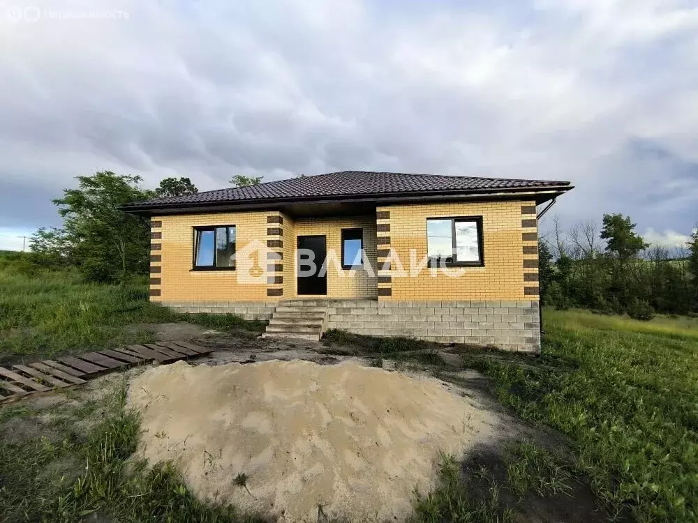 Дом в село Стрелецкое, Речная улица (120 м) - Фото 1