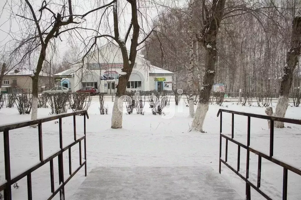 Помещение свободного назначения в Свердловская область, Кировград ... - Фото 1