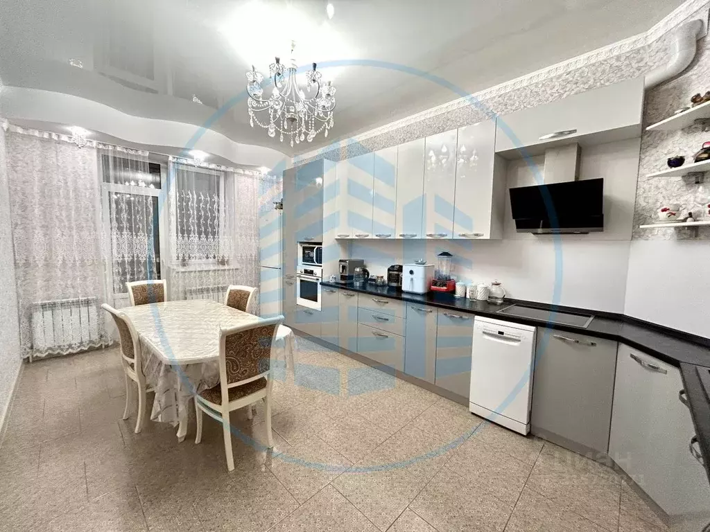 3-к кв. Ставропольский край, Ессентуки Октябрьская ул., 337/3 (119.4 ... - Фото 0