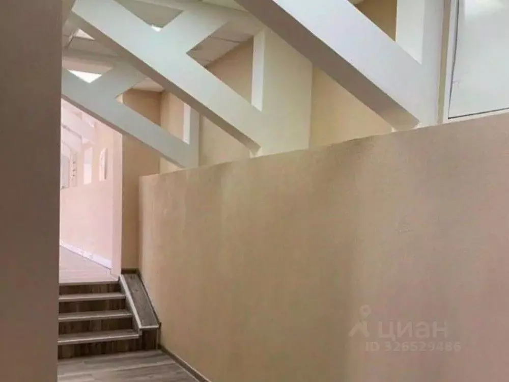 Офис в Москва ул. Кузнецкий Мост, 7 (165 м) - Фото 1