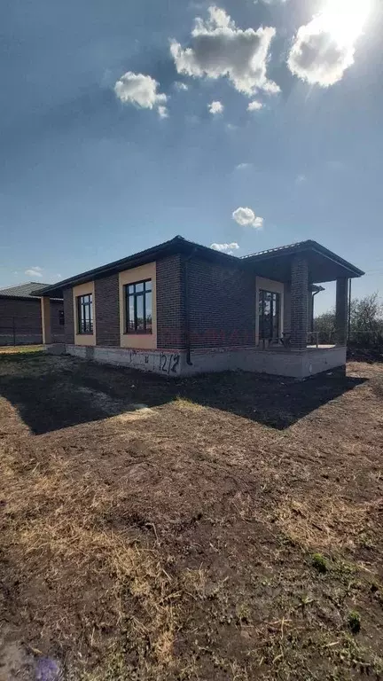 Дом в Ростовская область, Аксайский район, Щепкинское с/пос, пос. ... - Фото 1