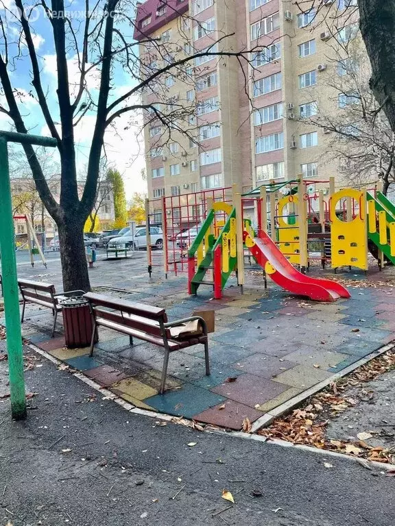 3-комнатная квартира: Ставрополь, улица Войтика, 43 (57.2 м) - Фото 1