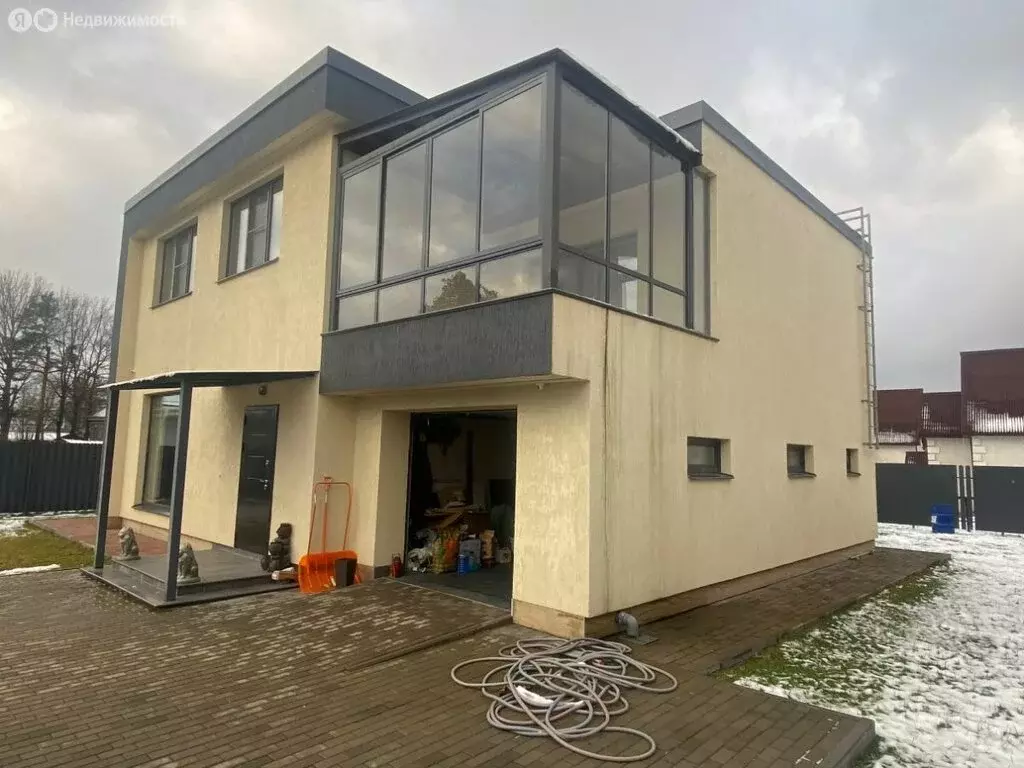 Дом в Ульяновка, улица Льва Толстого, 16 (193 м) - Фото 2