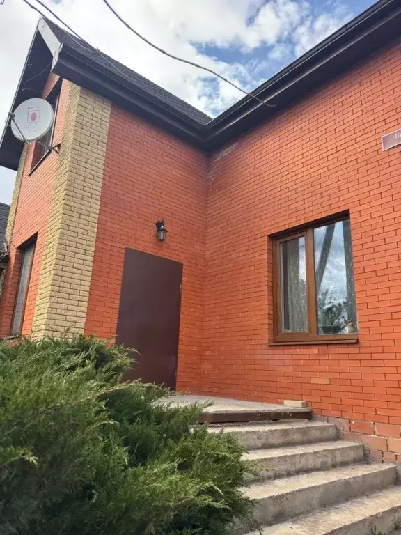 Дом в Ростовская область, Азовский район, с. Кулешовка ул. Ленина, 330 ... - Фото 1