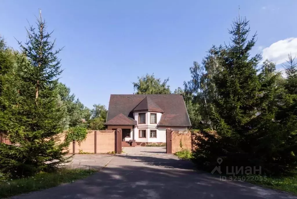 Дом в Москва Звезда-2000 ДПК, ул. Изумрудная, 17 (660 м) - Фото 2