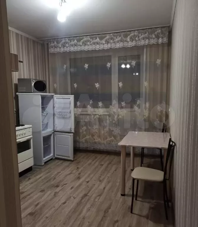 1-к. квартира, 40 м, 8/9 эт. - Фото 0