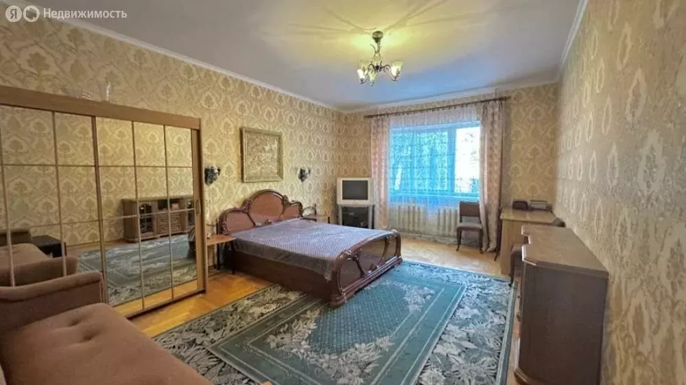 Дом в посёлок Свободы, Звёздная улица, 16 (254.6 м) - Фото 1