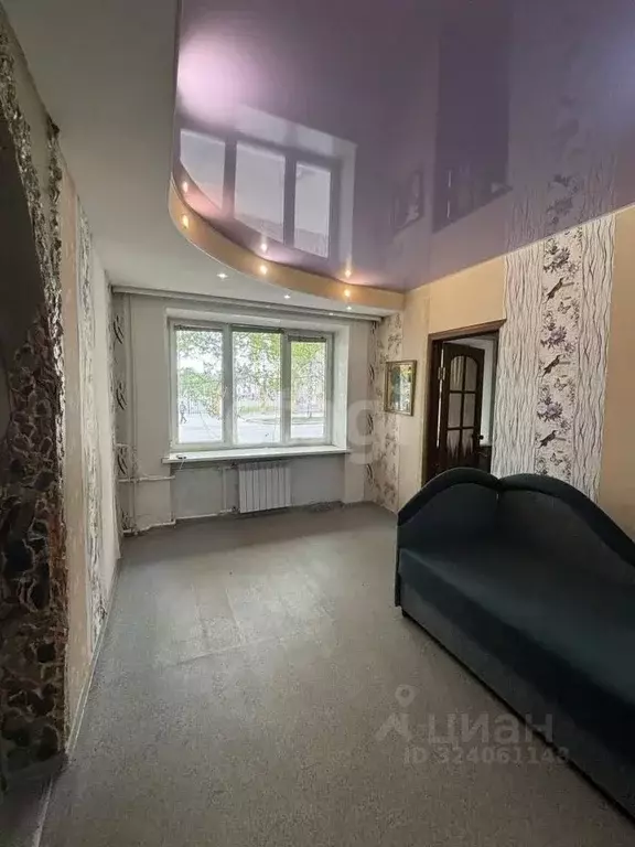 3-к кв. Кемеровская область, Юрга Ленинградская ул., 11 (44.8 м) - Фото 0