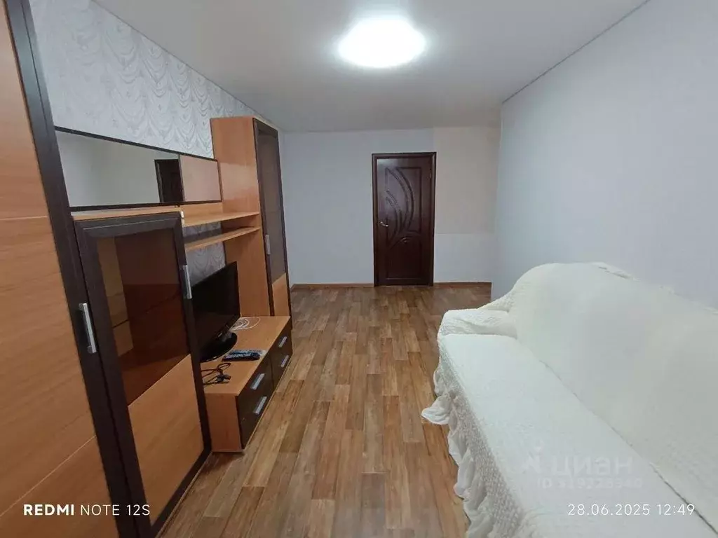 3-к кв. Белгородская область, Губкин Октябрьская ул., 22 (55.0 м) - Фото 0