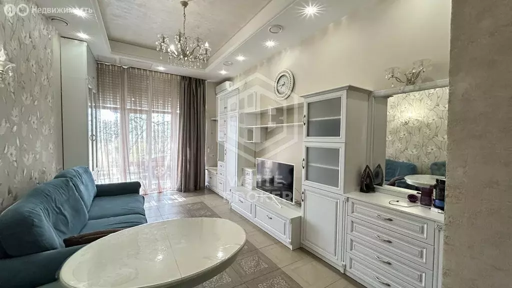 1-комнатная квартира: Алупка, улица Ленина, 64Ж (41.9 м) - Фото 1