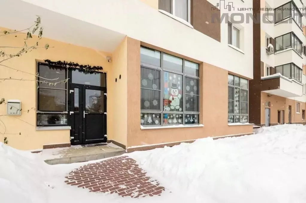 Торговая площадь в Свердловская область, Екатеринбург ул. Ильича, 42Б ... - Фото 1