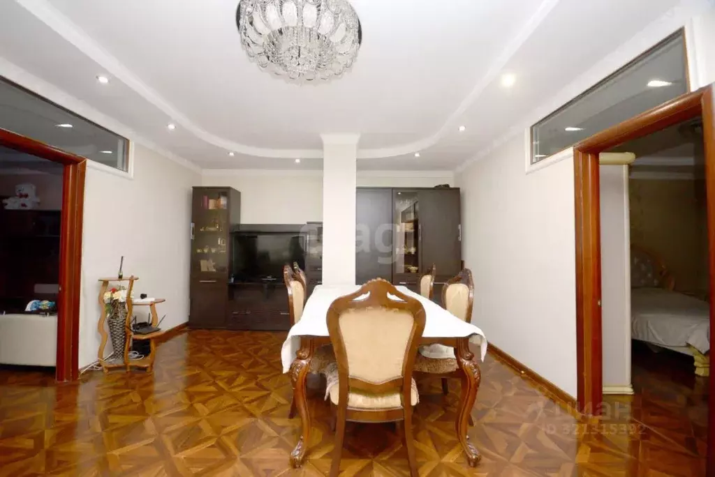 4-к кв. Саха (Якутия), Якутск ул. Петра Алексеева, 83/20 (95.5 м) - Фото 1