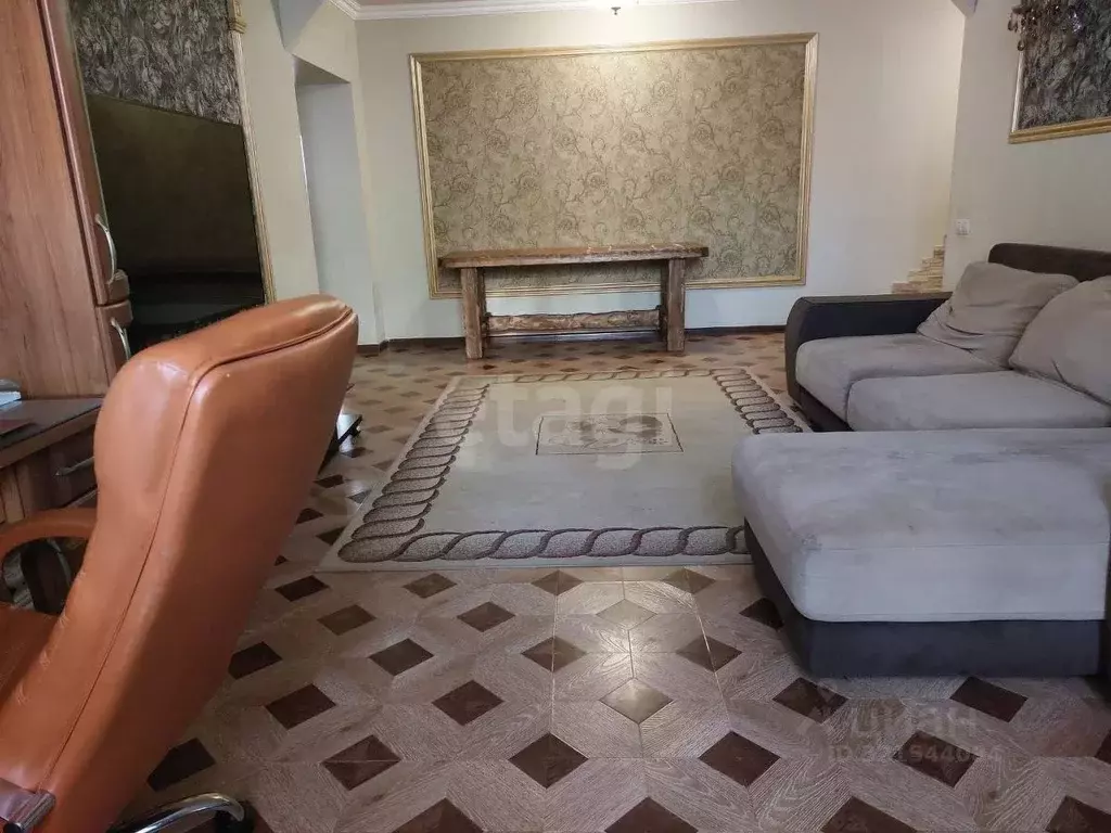 3-к кв. Орловская область, Орел ул. Бурова, 46 (88.7 м) - Фото 1
