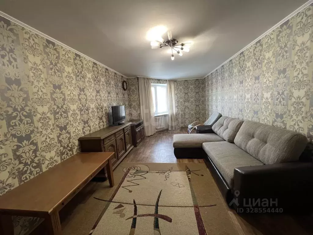 3-к кв. Тюменская область, Тюмень ул. Максима Горького, 55 (80.8 м) - Фото 1