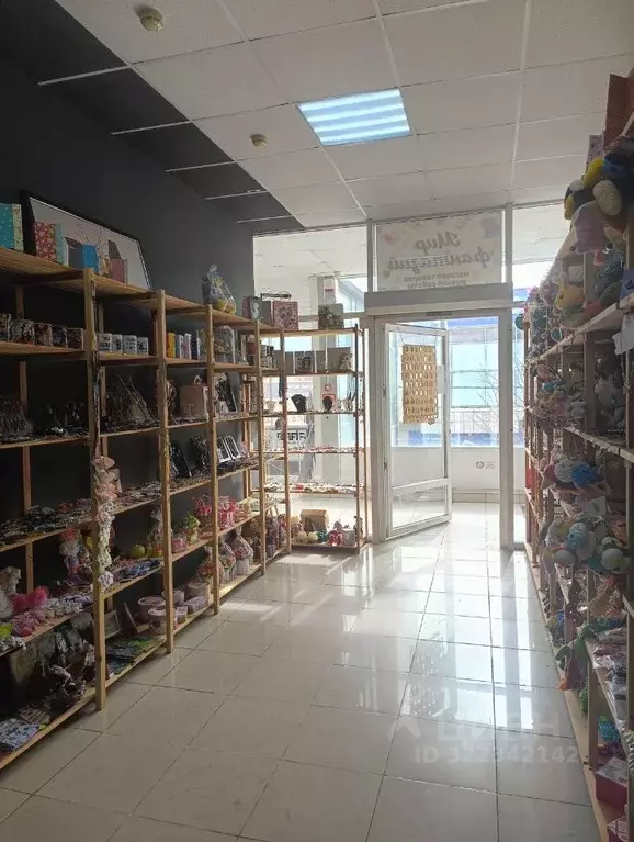 Торговая площадь в Краснодарский край, Новороссийск ул. Энгельса, 78 ... - Фото 2