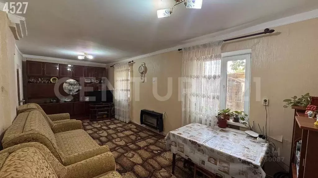 4-к кв. Крым, Сакский район, Кольцовское с/пос, с. Нива пер. ... - Фото 2