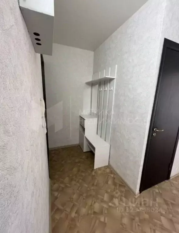 1-к кв. Тюменская область, Тюмень ул. Елизарова, 12 (33.0 м) - Фото 1