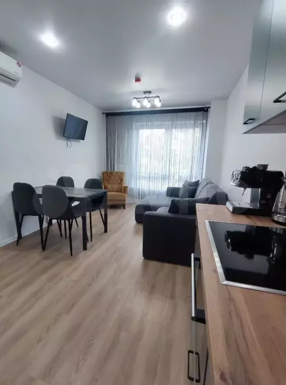 Комната 37 м в 2-к., 2/27 эт. - Фото 1