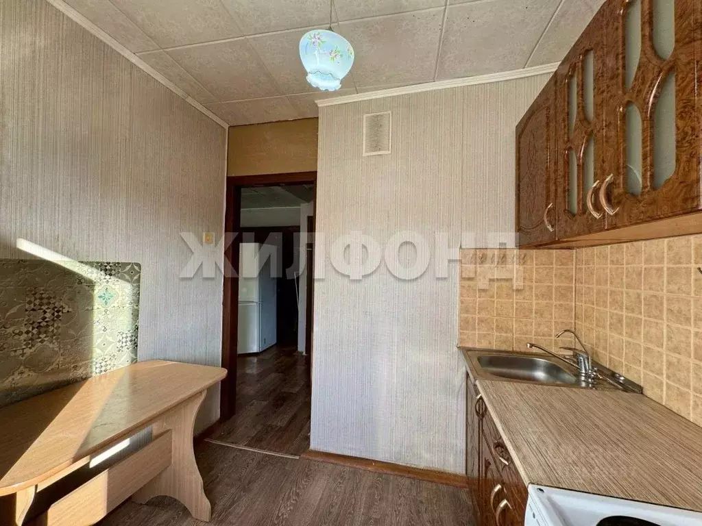 1-к кв. Новосибирская область, Новосибирск ул. Есенина, 63 (30.6 м) - Фото 2