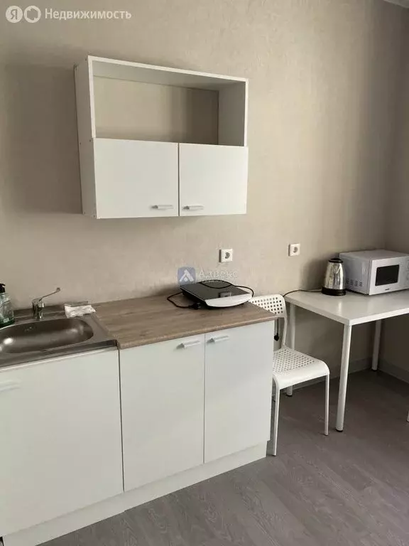 Квартира-студия: Тюмень, улица Парада Победы, 7 (20.8 м) - Фото 2