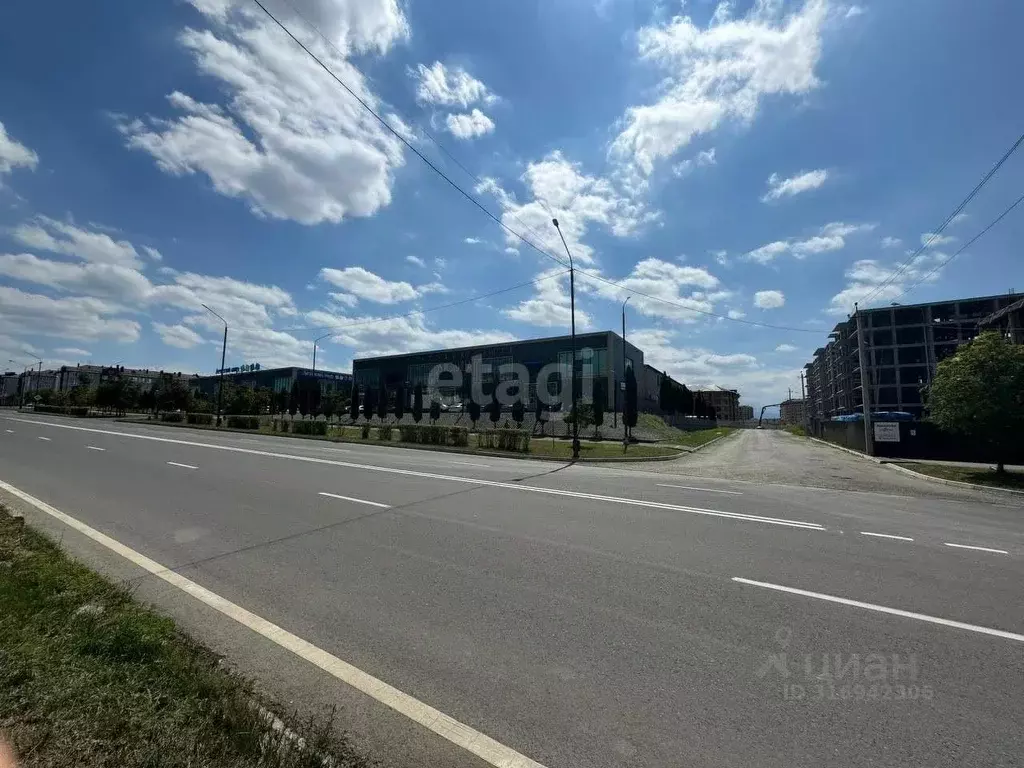 3-к кв. Ингушетия, Магас ул. Кайсына Кулиева (99.0 м) - Фото 0