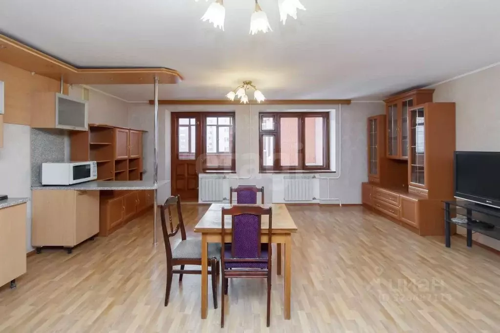 3-к кв. Тюменская область, Тюмень ул. 30 лет Победы, 142к1 (104.0 м) - Фото 1