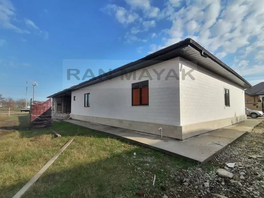 Дом в Адыгея, Майкоп городской округ, пос. Западный пер. Светлый (200 ... - Фото 2