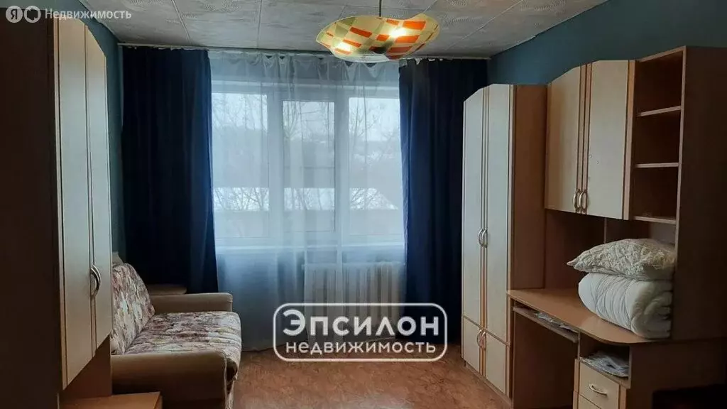 3-комнатная квартира: Курск, улица Островского, 10 (70 м) - Фото 2