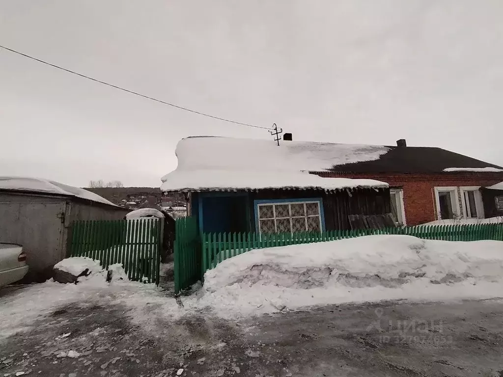 Дом в Кемеровская область, Новокузнецк Шушталепская ул. (50 м) - Фото 1