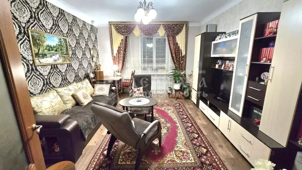 3-к кв. Кемеровская область, Кемерово Инициативная ул., 8 (81.0 м) - Фото 1