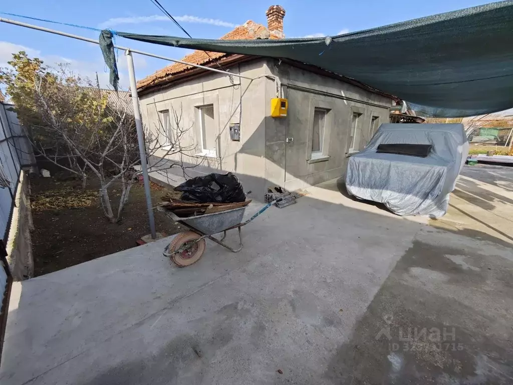 Дом в Крым, Нижнегорский пгт ул. Комсомольская, 27 (40 м) - Фото 1