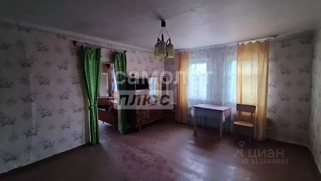 Дом в Белгородская область, Старооскольский городской округ, с. ... - Фото 1