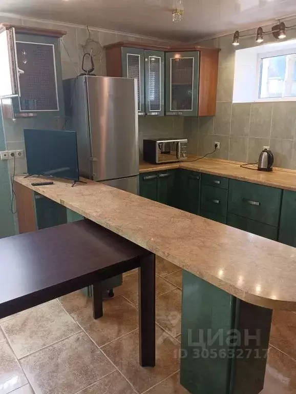 Дом в Калужская область, Боровск ул. Гущина, 4 (100 м) - Фото 2