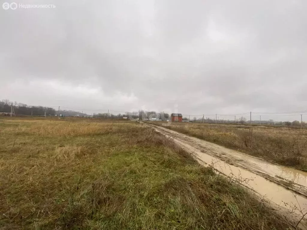 Участок в Краснодарский край, Горячий Ключ (8.7 м) - Фото 1