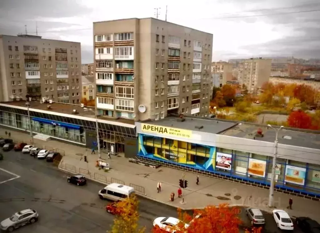 3-к кв. Мурманская область, Мурманск просп. Ленина, 19 (56.0 м) - Фото 0