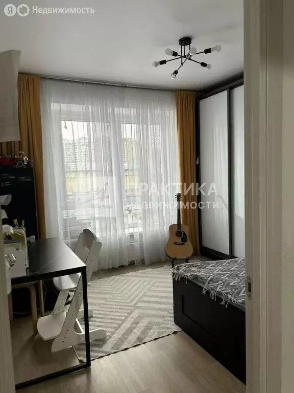 3-комнатная квартира: Люберцы, улица Лётчика Ларюшина, 6к2 (67.8 м) - Фото 2