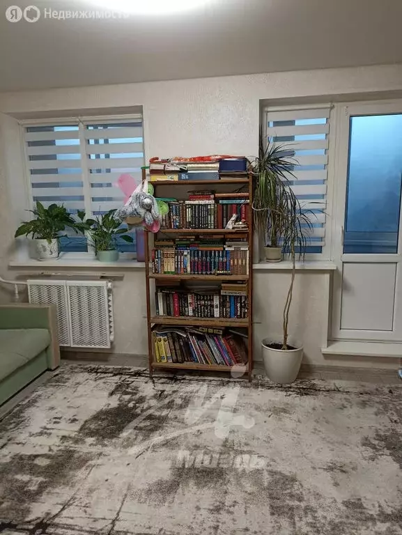 4-комнатная квартира: Лобня, улица 9 квартал, 13 (60 м) - Фото 1
