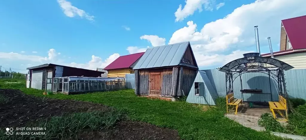 Дом в Башкортостан, Чишминский район, Алкинский сельсовет, с. Салихово ... - Фото 1