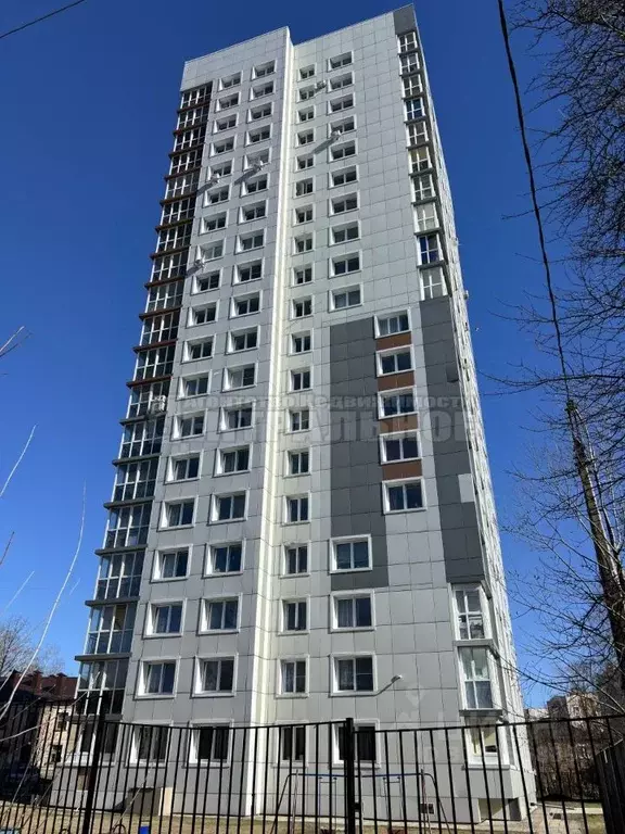 2-к кв. Смоленская область, Смоленск ул. Кирова, 8А (69.0 м) - Фото 0