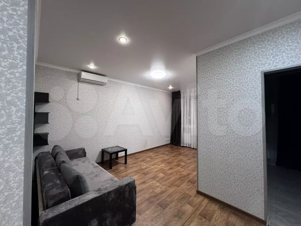 1-к. квартира, 37 м, 1/3 эт. - Фото 1