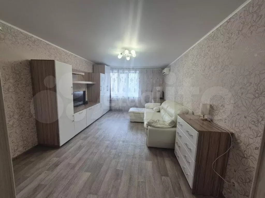 1-к. квартира, 40,7 м, 5/10 эт. - Фото 0