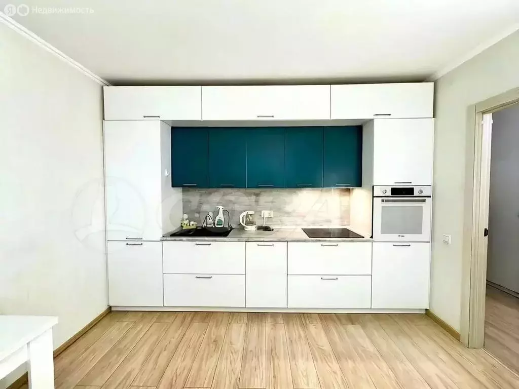 Квартира-студия: Тюмень, улица Ю.-Р.Г. Эрвье, 32к1 (30.6 м) - Фото 1