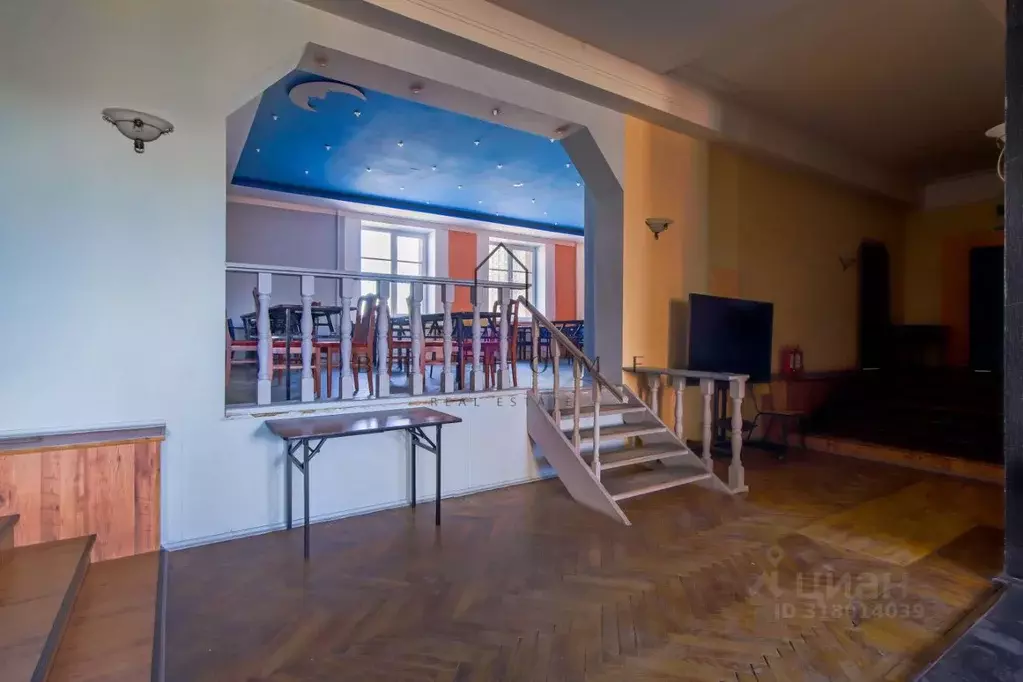 Помещение свободного назначения в Санкт-Петербург просп. Большой ... - Фото 1