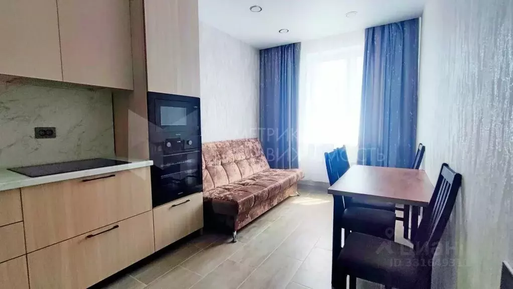 1-к кв. Тюменская область, Тюмень ул. Республики, 204к12 (32.0 м) - Фото 1