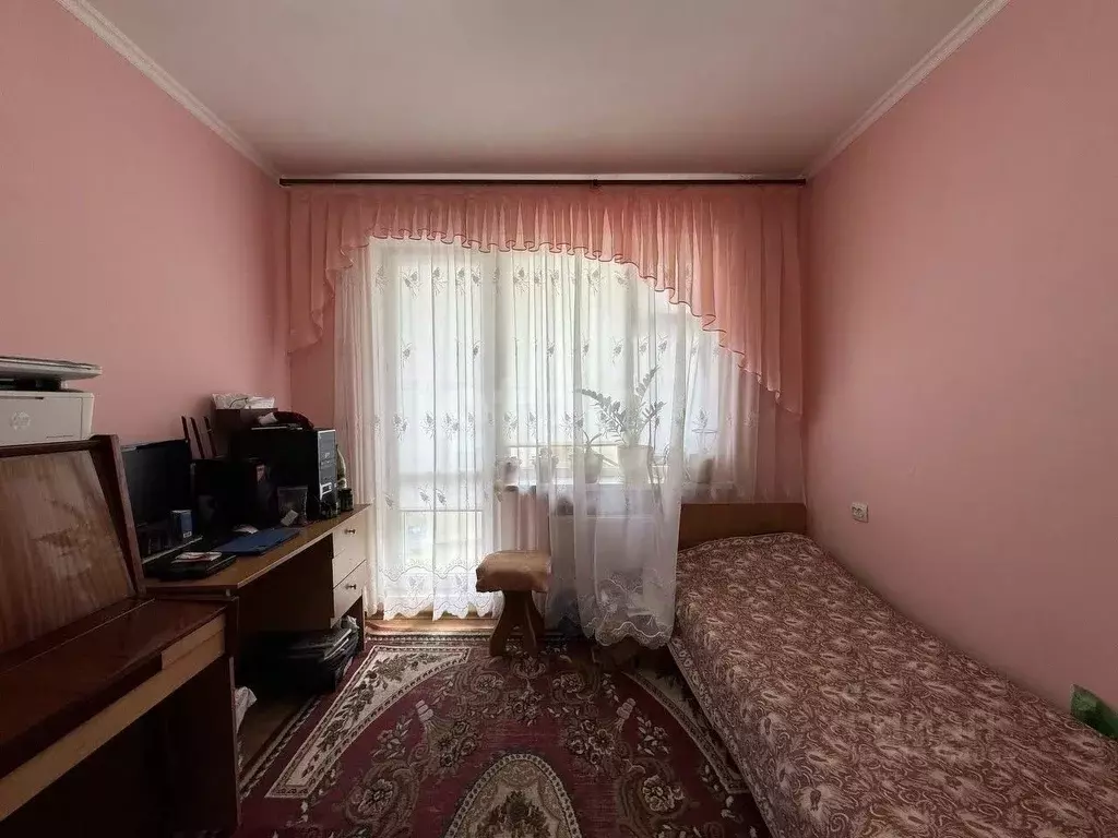 3-к кв. Крым, Алушта ул. Богдана Хмельницкого (67.2 м) - Фото 0